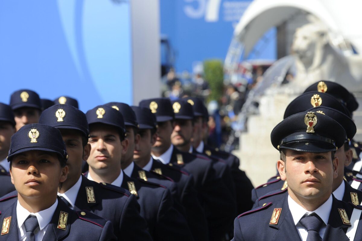 Concorso 1188 allievi agenti polizia di stato: pubblicato decreto di ampliamento bando