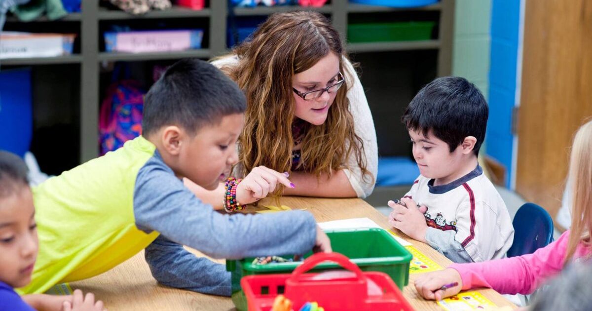Ricorso contro la conferma del docente di sostegno su richiesta della famiglia: decisione fissata al 6 maggio 2026