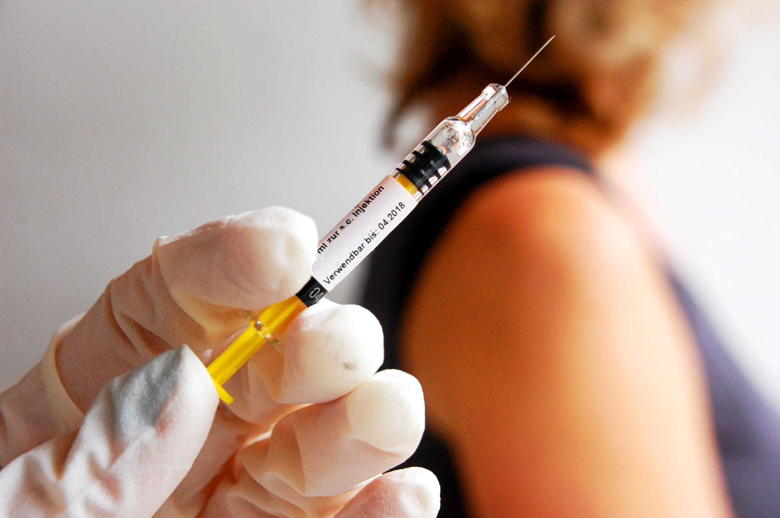 Vaccino obbligatorio per docenti e Ata: l'equivoco del piano vaccinale individuale