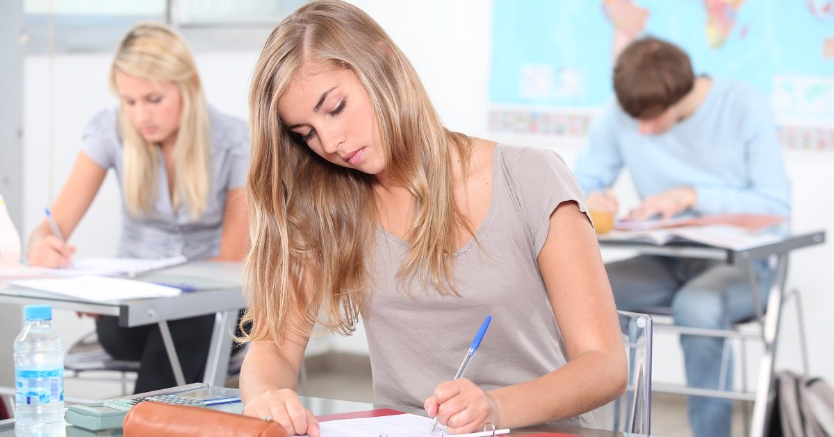 Stipendio docenti novembre 2025 visibile: importi più bassi per acconto Irpef e sciopero, ma è l'ultimo mese con le addizionali