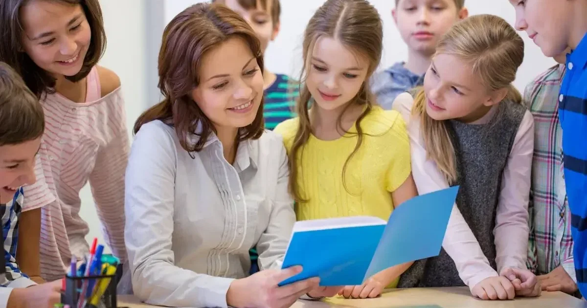 Al via da oggi le domande per il bonus da 480 per docenti, educatrici, ATA, dirigenti scolastici e appartenenti al personale dell'amministrazione centrale e periferica